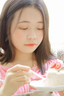 晚上必须看的www.正能量网站